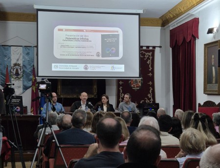 Presentación en Cartagena del libro Matemáticas infinitas